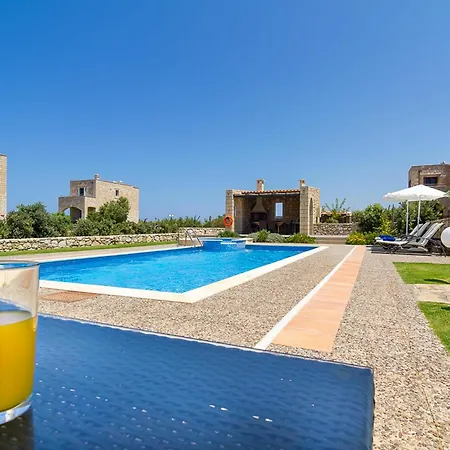 Stone Built Private Emerald With Pool, 30m To & Bbq! Villa *