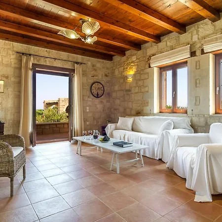 Stone Built Private Emerald With Pool, 30m To & Bbq! * Rapanianá